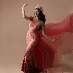 Elegant Pink One-Shoulder Dress